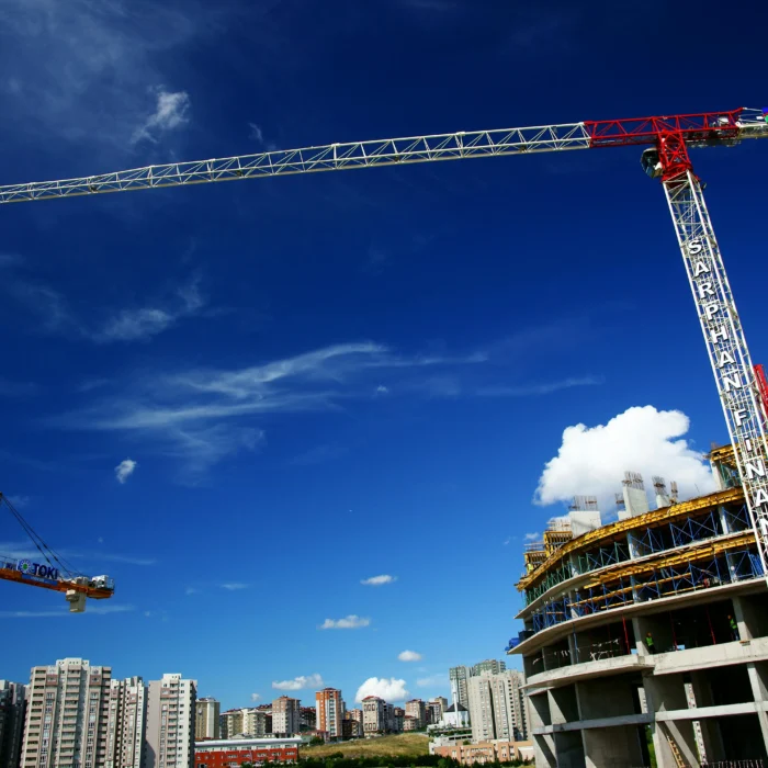 Construction market growth strategies in 2025 for contractors and developers